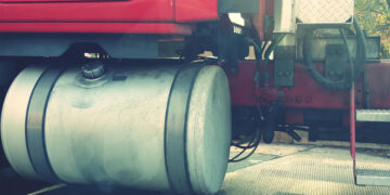 Praėjusį sekmadienį: iš „fūros“ pavogtas kuras, neblaivi BMW vairuotoja ir kiti kriminalai