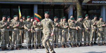 Panevėžys švenčia Kovo 11-ąją: prasidėjo 24 valandas truksiantis estafetinis bėgimas