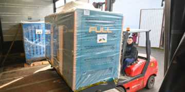 Panevėžys siunčia humanitarinę pagalbą Vinycios mokykloms – generatoriai jau pakeliui į Ukrainą