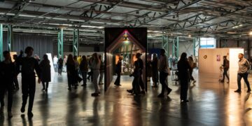 „ArtVilnius“ kelionė po Lietuvą: galerijos ir muziejai atveria duris meno mugės rengėjams