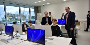 Kaune – svarbus žingsnis link puslaidininkių ateities: atidaryta KTU Lustų akademija