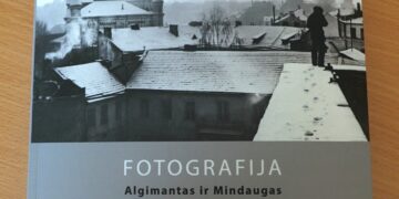 Molėtų garbės piliečiai Algimantas ir Mindaugas Černiauskai išleido jau ketvirtąją fotografijų knygą