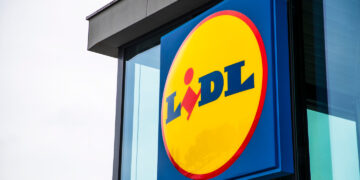 „Lidl“ vasaros sezonui ilgina dalies parduotuvių darbo laiką