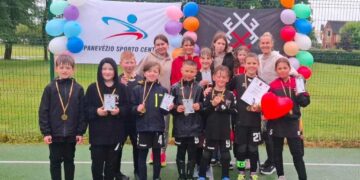 Panevėžio sporto centro ugdytiniai – žolės riedulio turnyro nugalėtojai