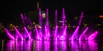 Panevėžys pradeda fontano projekcijų sezoną – vasaros vakarai kviečia į Senvagę