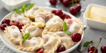 Neilgai truksiančio trešnių sezono startui – 3 nauji, dar neragauti receptai: ką ruošti pusryčiams, pietums ir net vakarienei