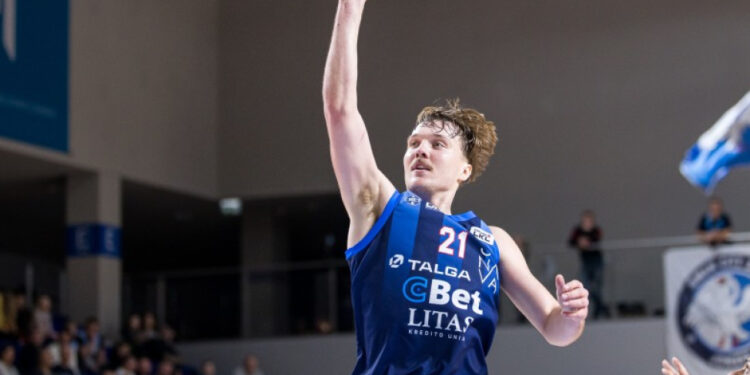 „Juventus“ priekinėje linijoje – E. Venskus