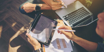 Į Molėtus atvyks mobili SEB banko darbuotojų komanda