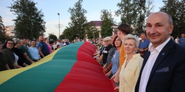 Valstybės (Lietuvos karaliaus Mindaugo karūnavimo) ir Tautiškos giesmės diena