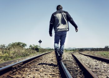 Tragedija Radviliškio rajone: krovininis traukinys mirtinai sužalojo bėgiais ėjusį vyrą