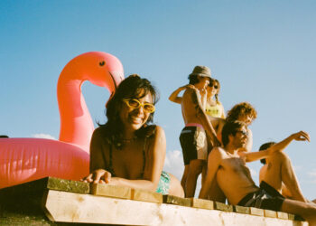 Baimė praleisti – pavojinga vasaros palydovė: kaip sustoti ir pailsėti be kaltės jausmo?