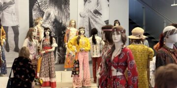 Visagine atidaryta ypatinga paroda