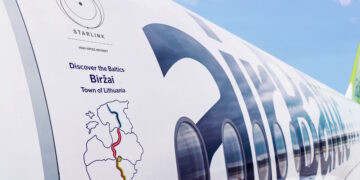 „airBaltic“ savo lėktuvą pavadino Biržų vardu