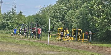 Lygumų pagrindinėje mokykloje atnaujinama lauko sporto infrastruktūra