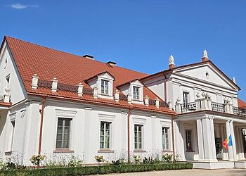 Ilzenbergo dvare tęsiama Rumunijos ambasados tradicija