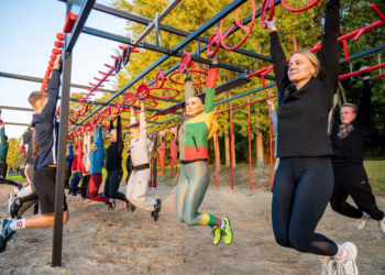 Kaune atidaryta didžiausia Lietuvoje ekstremalaus bėgimo su kliūtimis trasa