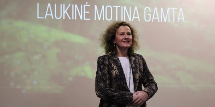 Kelionė į laukinės gamtos pasaulį su Egle Aukštakalnyte-Hansen