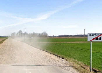 Bus asfaltuojamas kelias nuo Sidabravo iki Panevėžio plento