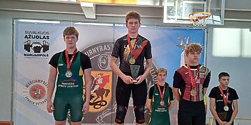 Sėkmingas sunkiaatlečių startas J. Kavaliausko atminimo turnyre