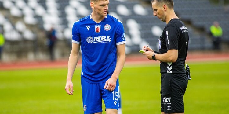 FK Panevėžys pratęsė sutartį su J. Januševskiu
| A lyga