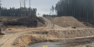 Pabradėje tvarkomas kelias, kuriuo ateityje judės karinė technika, aplenkdama miestą