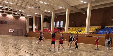 Panevėžyje vyksta 2025–2026 m. m. Lietuvos mokyklų žaidynės: paaiškėjo pirmųjų varžybų nugalėtojai