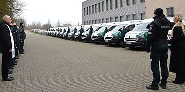 Utenos apskritį pasiekė 15 naujų tarnybinių policijos automobilių