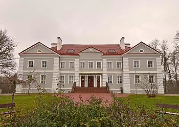 Nuostabus XIX a. pradžios tapybos darbas Antazavės dvare