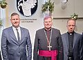 Radviliškio rajono savivaldybėje lankėsi Šiaulių vyskupas