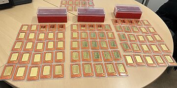 8 kg aukso ir virš milijono eurų – krūva įtariamųjų dėl korupcijos Žemės ūkio ministerijoje ir Valstybinėje augalininkystės tarnyboje