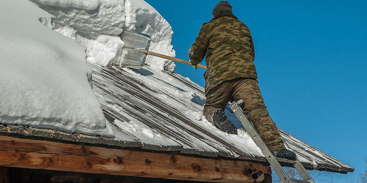 Sniego, ledo, varveklių susidarymo rizika.Molėtų raj.sav.įvaizd.nuuotr.