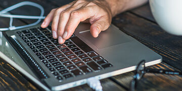 Telegram kanale platinami grasinimai mokykloms, policija prašo nepanikuoti