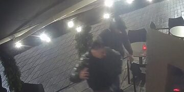 Pareigūnai aiškinasi, kas paleido kumščius Laisvės alėjoje