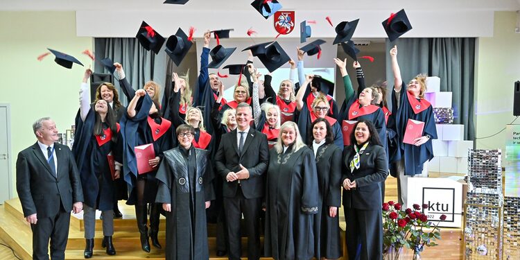 KTU Panevėžio absolventai/Panevėžio m.sav.nuotr.