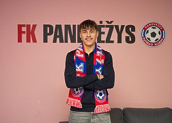 „Panevėžio“ futbolo klubo  kontraktas su talentingu kairiojo krašto gynėju Dovydu Balsiu