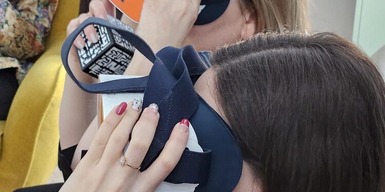 Virtualios realybės akiniai/R.Keliuotytės nuotr.