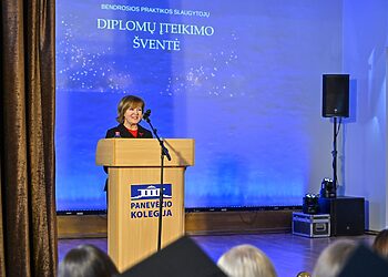 Panevėžio kolegijoje diplomai įteikti Bendrosios praktikos slaugos absolventams