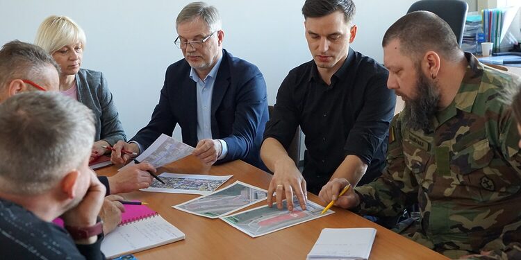 Pasitarimas dėl planuojamo Žurnalistų ralio organizavimo/Molėtų raj.sav.nuotr.