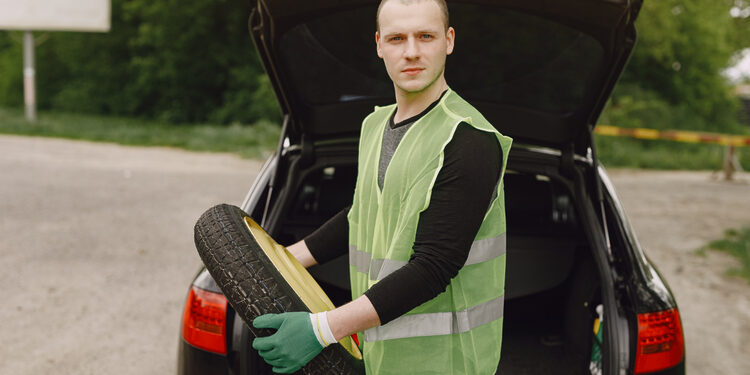 Automobilio tvarkymas/Asociatyvi nuotr./Freepik