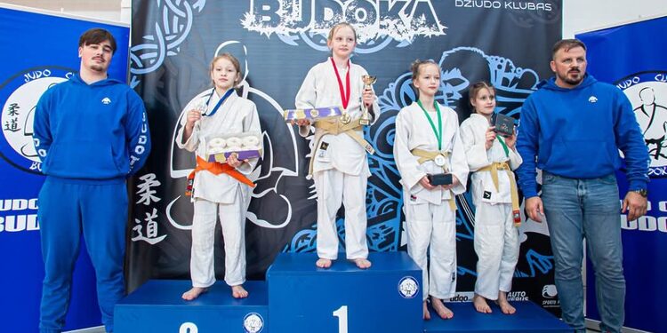 Jaunieji dziudistai/Panevėžio sporto c.nuotr.