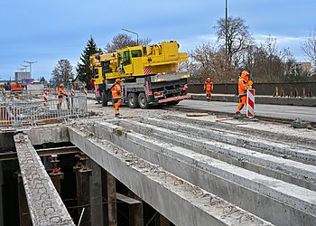 Kovo 7 d. ir 14 d. Panevėžyje bus visiškai uždaromas eismas Nemuno g. tiltu