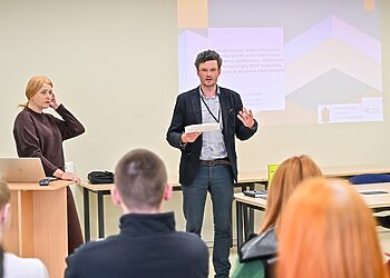 Panevėžyje – pradedančiųjų verslų programa „Verslo skrydis“