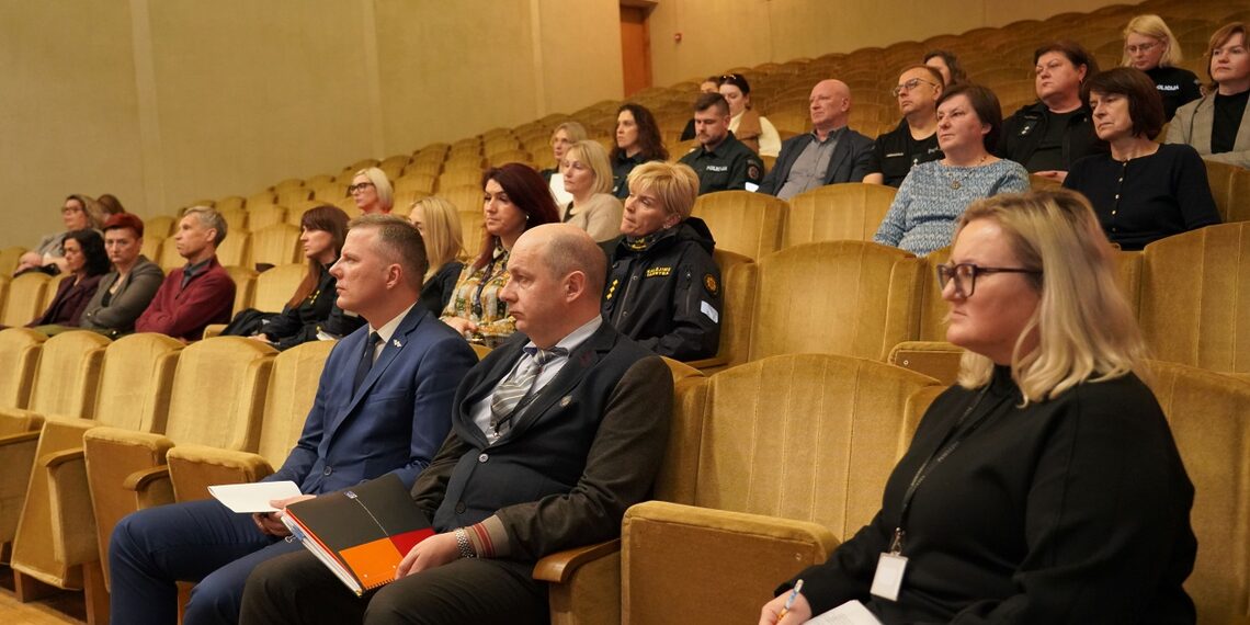 Aptarta prekybos žmonėmis situacija/Panevėžio m.sav.nuotr.