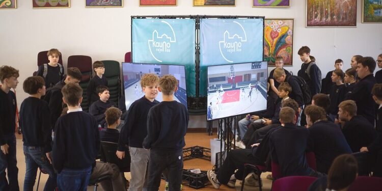 Mokyklų esporto čempionatas/Kauno raj.sav.nuotr.