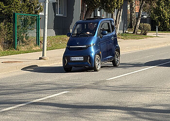 Nauji saugos reikalavimai mikro judumo priemonių naudotojams