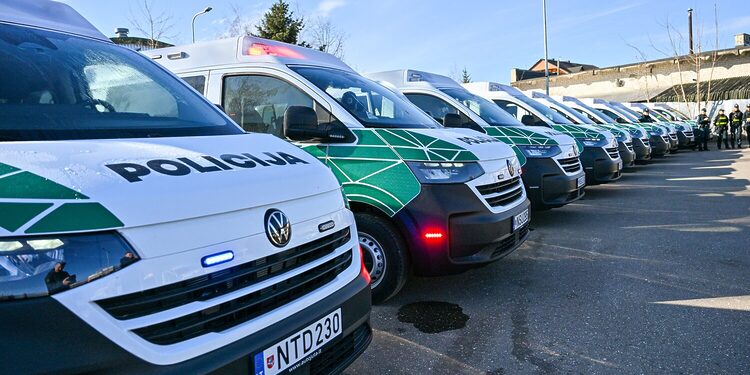 Nauji tarnybiniai automobiliai/https://panevezys.policija.lrv.lt/G. Kartano nuotr.