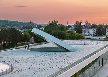 Tarptautinės robotikos varžybos „Mokslo saloje“ – pirmos tokios Lietuvos istorijoje