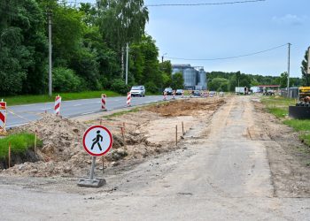 Panevėžio Pušaloto gatvėje atnaujinamas pėsčiųjų ir dviračių takas