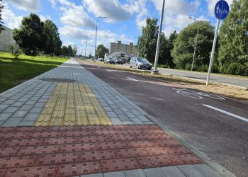 Rokiškyje užbaigtas remontuoti Respublikos gatvės dviračių ir pėsčiųjų takas