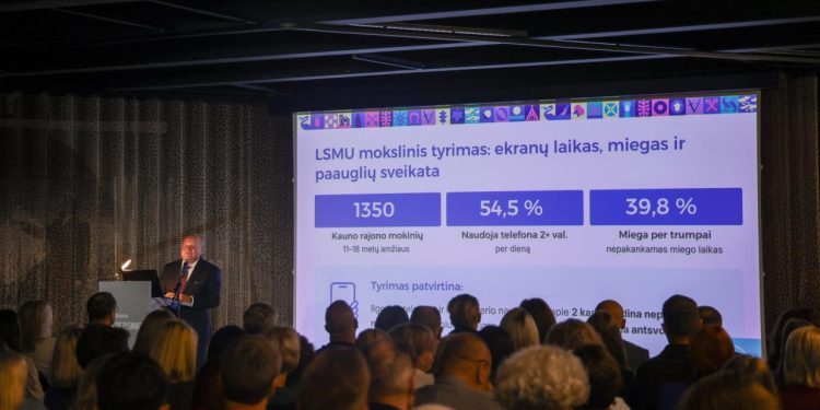 Ššvietimo bendruomenės konferencija/Kauno raj.sav.nuotr.